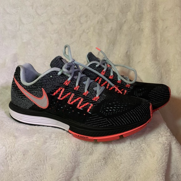 Women's Air Zoom Vomero 10 Running Shoe NIKE AIR ZOOM VOMERO 10 NWT
